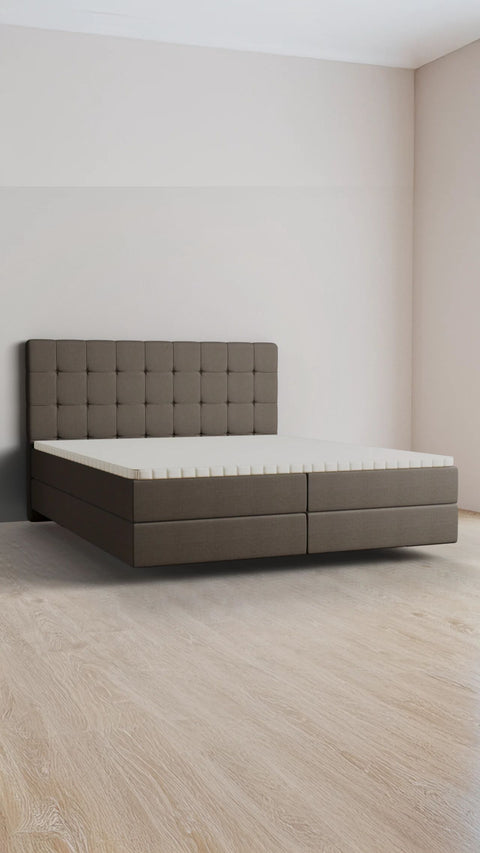 Brun dobbelt boxmadrasseng 200x200 cm
