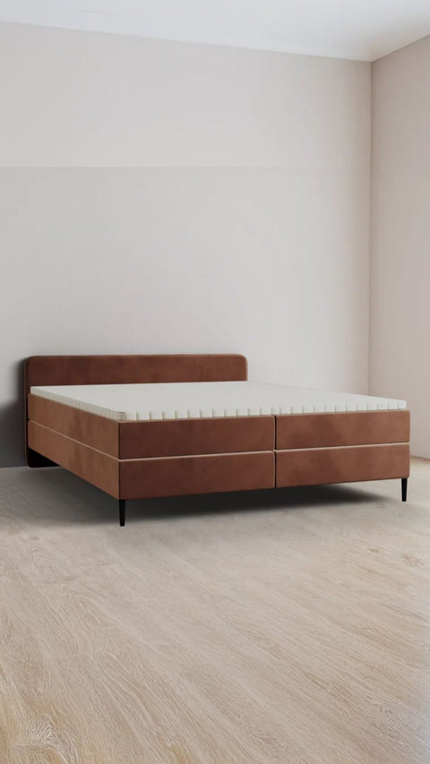 Blush double boxspring bed 200x210 cm